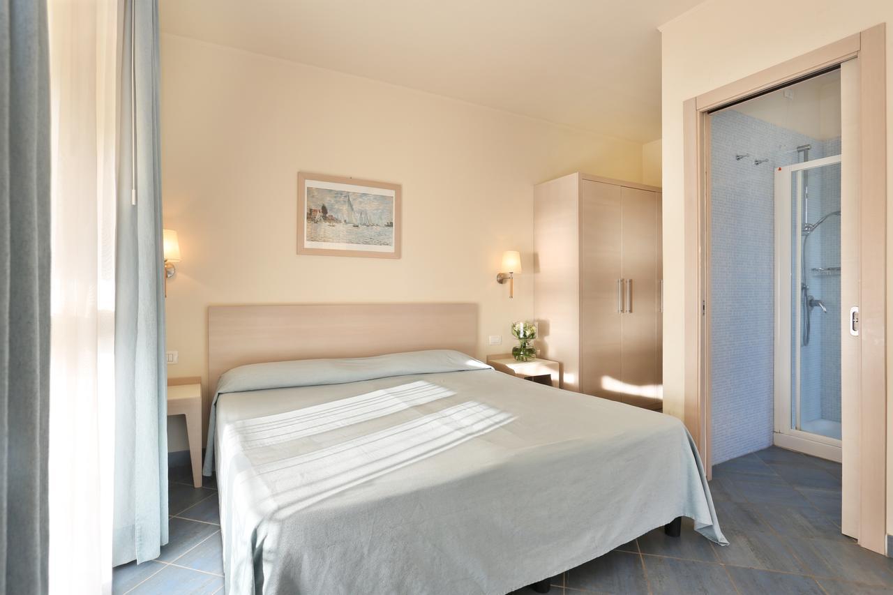Hotel Brunella Camaiore Bagian luar foto
