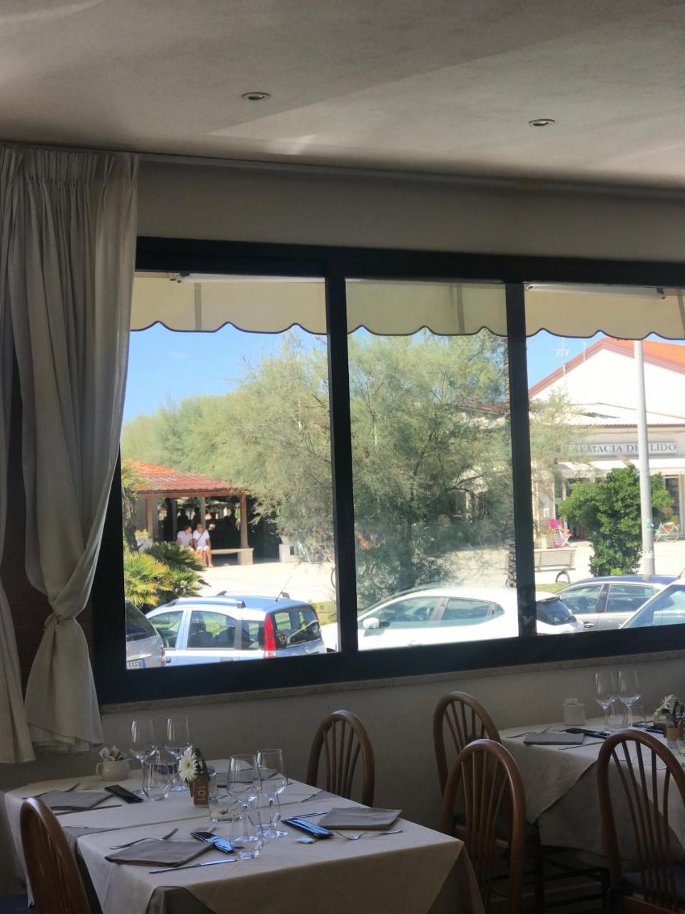 Hotel Brunella Camaiore Bagian luar foto