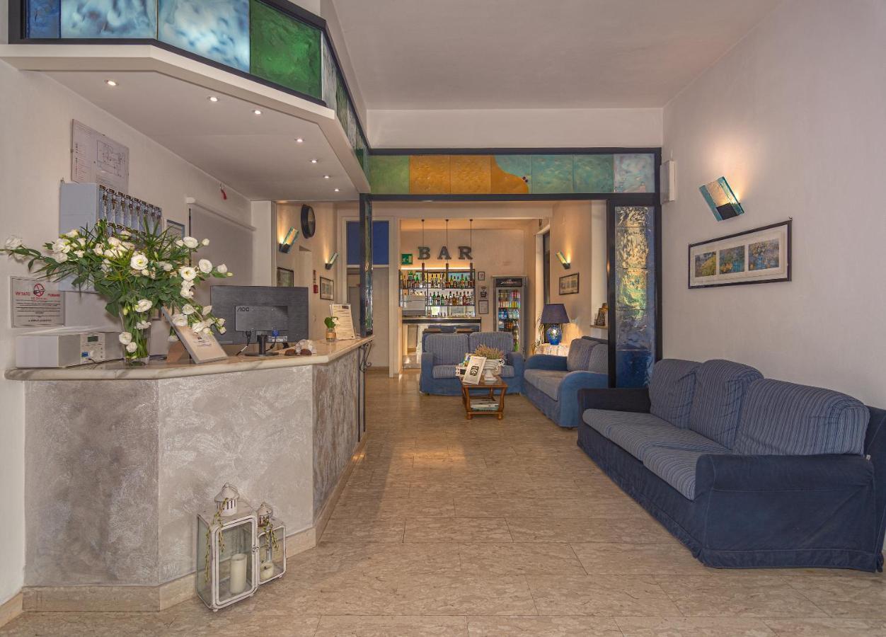 Hotel Brunella Camaiore Bagian luar foto